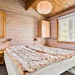 3 Bedroom Amazing In Prázdninový dům Ringkøbing