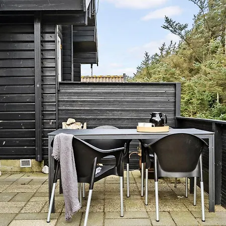 בית נופש 3 Bedroom Amazing In