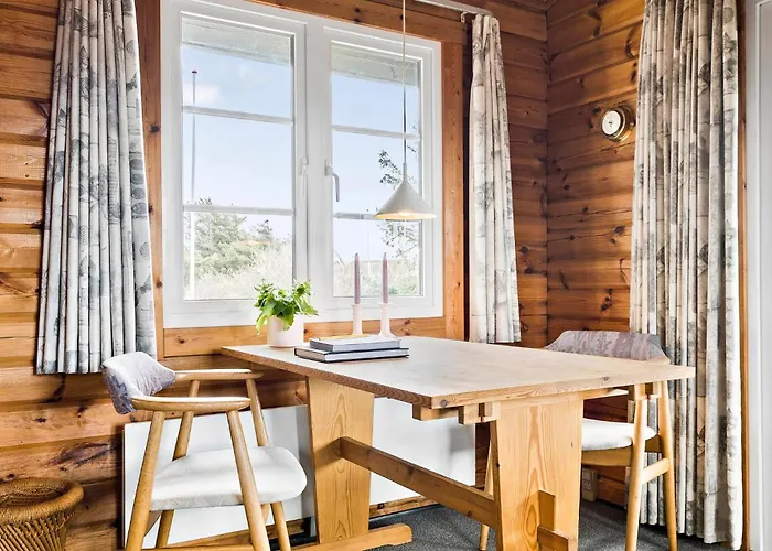 3 Bedroom Amazing In Ringkobing